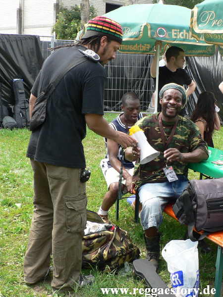PAT und Sam von Roots IQ