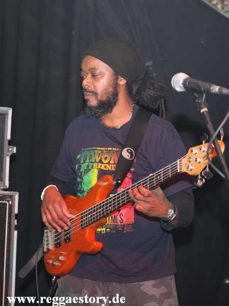 I-Dwins Band