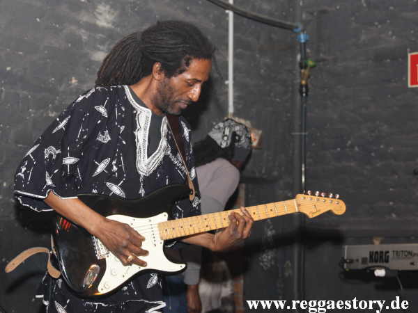 I-Dwins Band