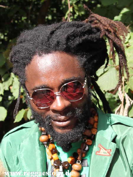 Jah Bouks