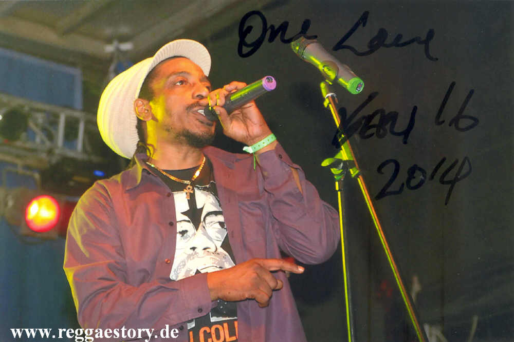 Earl Sixteen