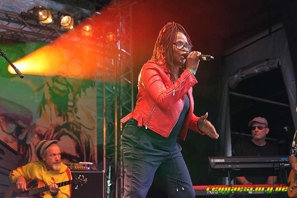 Sista Gracy & Irie Roots Connection - Reggae Jam 2023