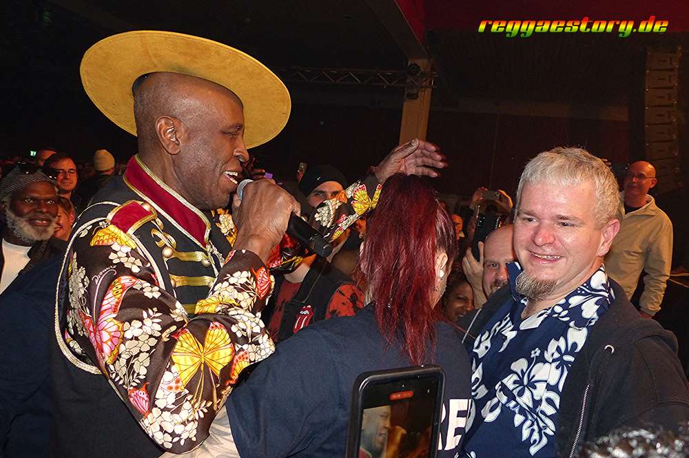 Eek-A-Mouse - Astra Berlin