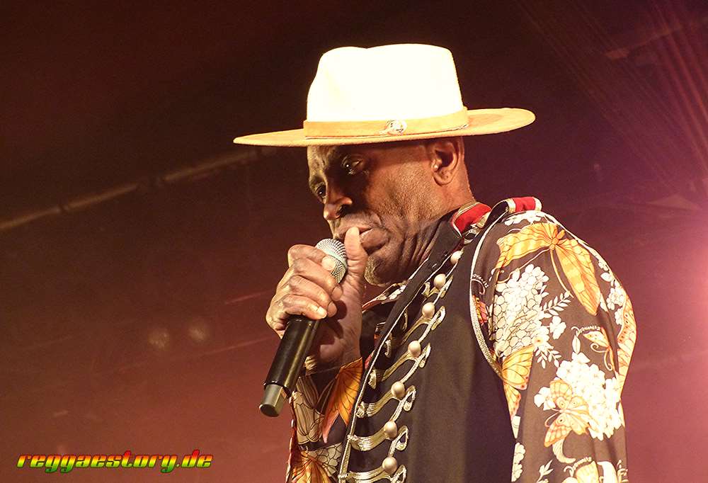 Eek-A-Mouse - Astra Berlin
