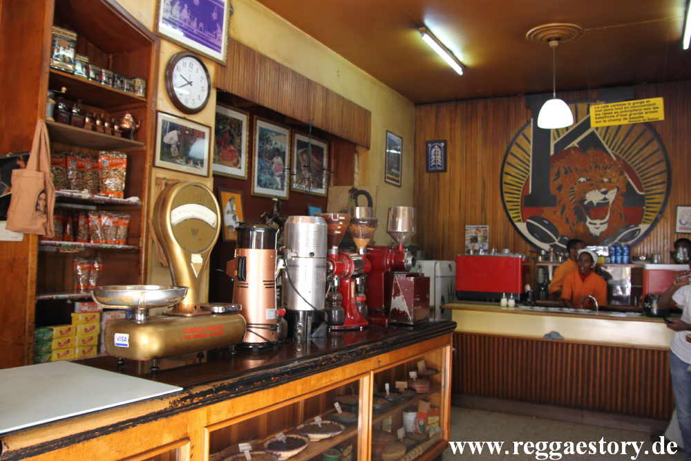 Ethiopia - Addis Ababa - Coffee Shop - TO.MO.CA