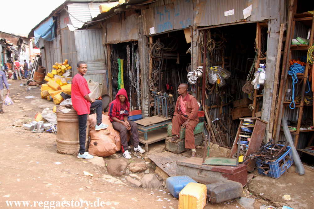 Ethiopia - Harar - Recycling Market