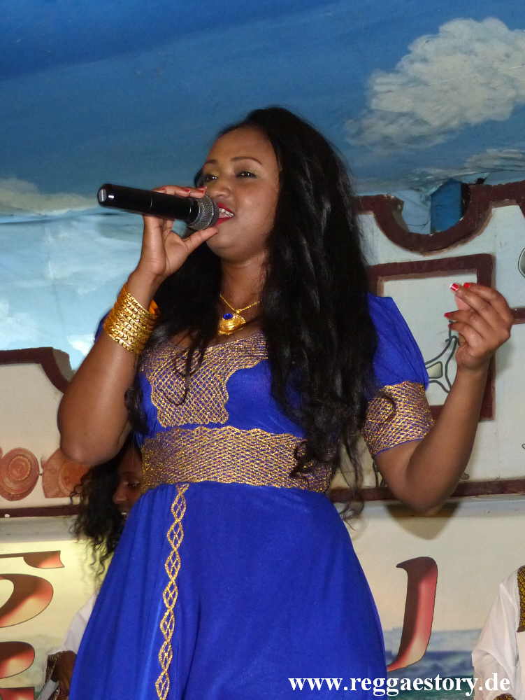 2000 Habesha Cultural Restaurant - Addis Ababa