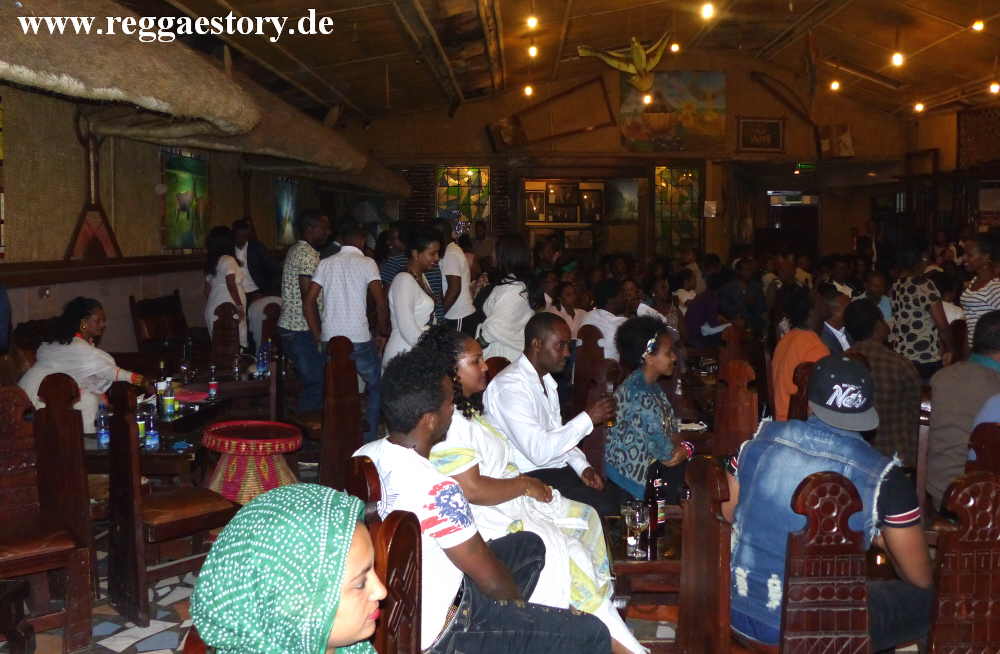2000 Habesha Cultural Restaurant - Addis Ababa