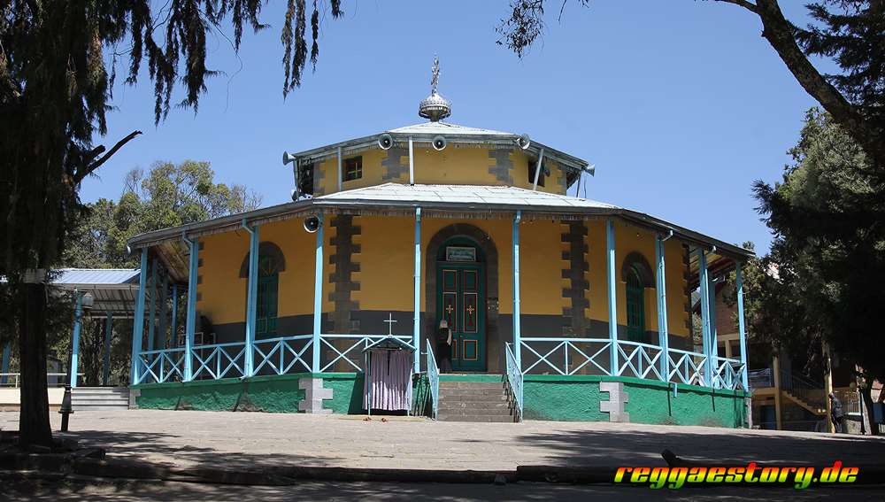 Menibere Nigist Kuskuam Saint Maryam Church - Addis Ababa