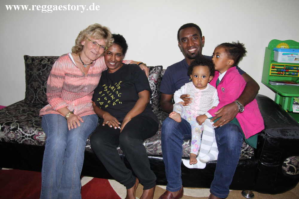 Henok & family